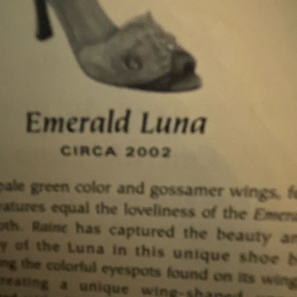 Just the Right Shoe by Raine - Picture 6 of 15